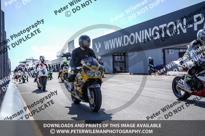 donington no limits trackday;donington park photographs;donington trackday photographs;no limits trackdays;peter wileman photography;trackday digital images;trackday photos